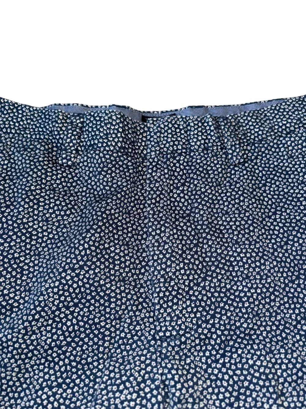 J CREW CLUB SHORTS SIZE 34